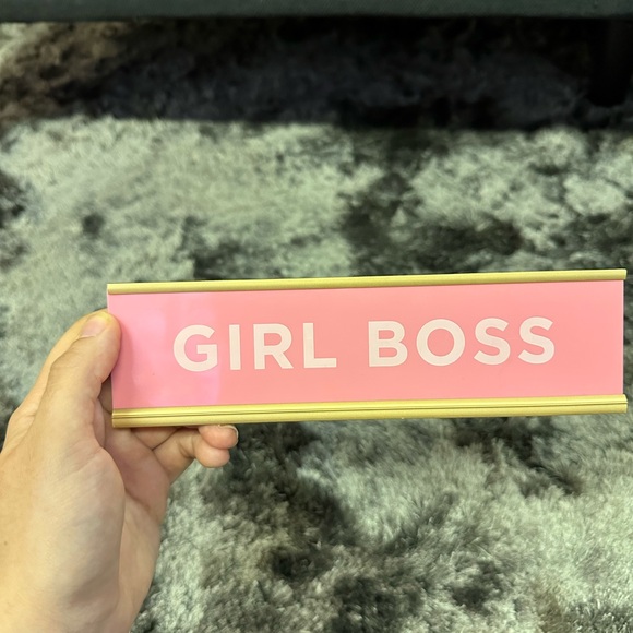 Girl Boss Desk Plaque - Picture 9 of 9